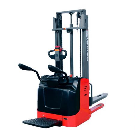 Electric pallet truck