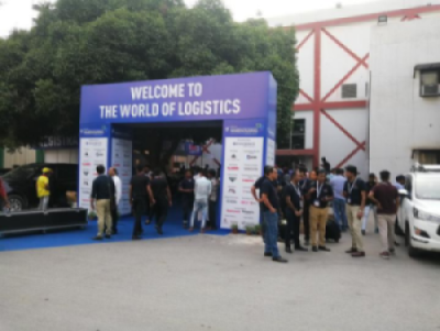 Forkvance FORKLIFT EN INDIA WAREHOUSING SHOW 2019